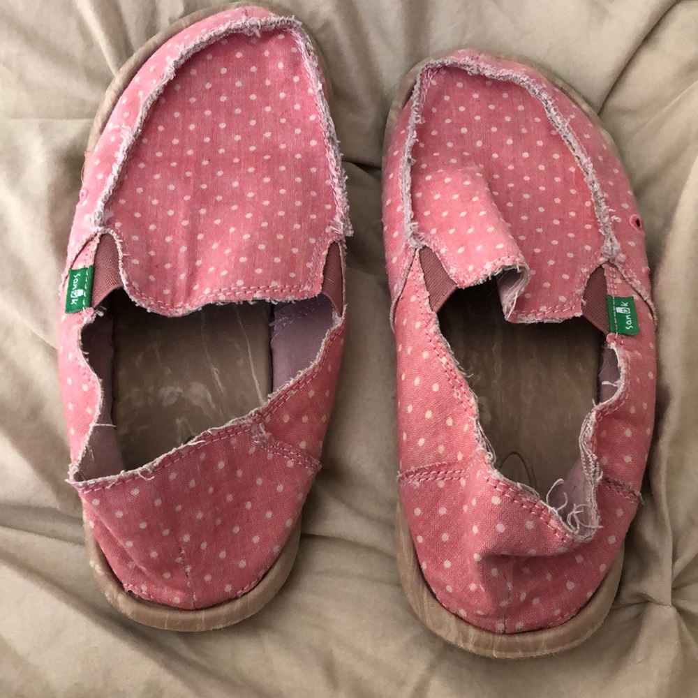 Sanuk slip-on